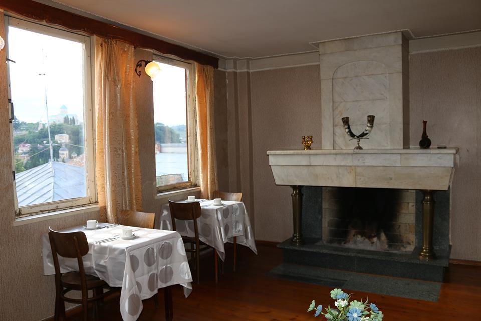 Guest House Old Kutaisi Ngoại thất bức ảnh