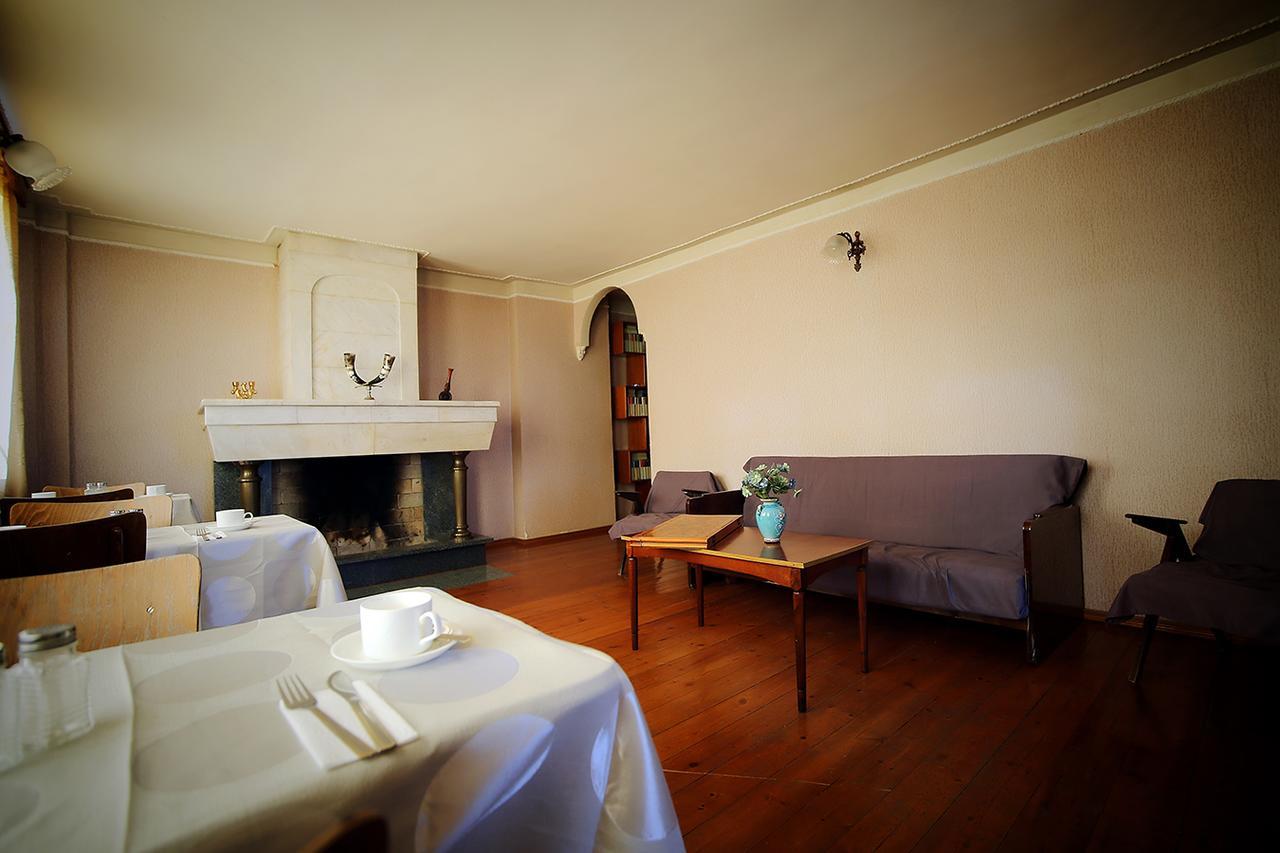 Guest House Old Kutaisi Ngoại thất bức ảnh